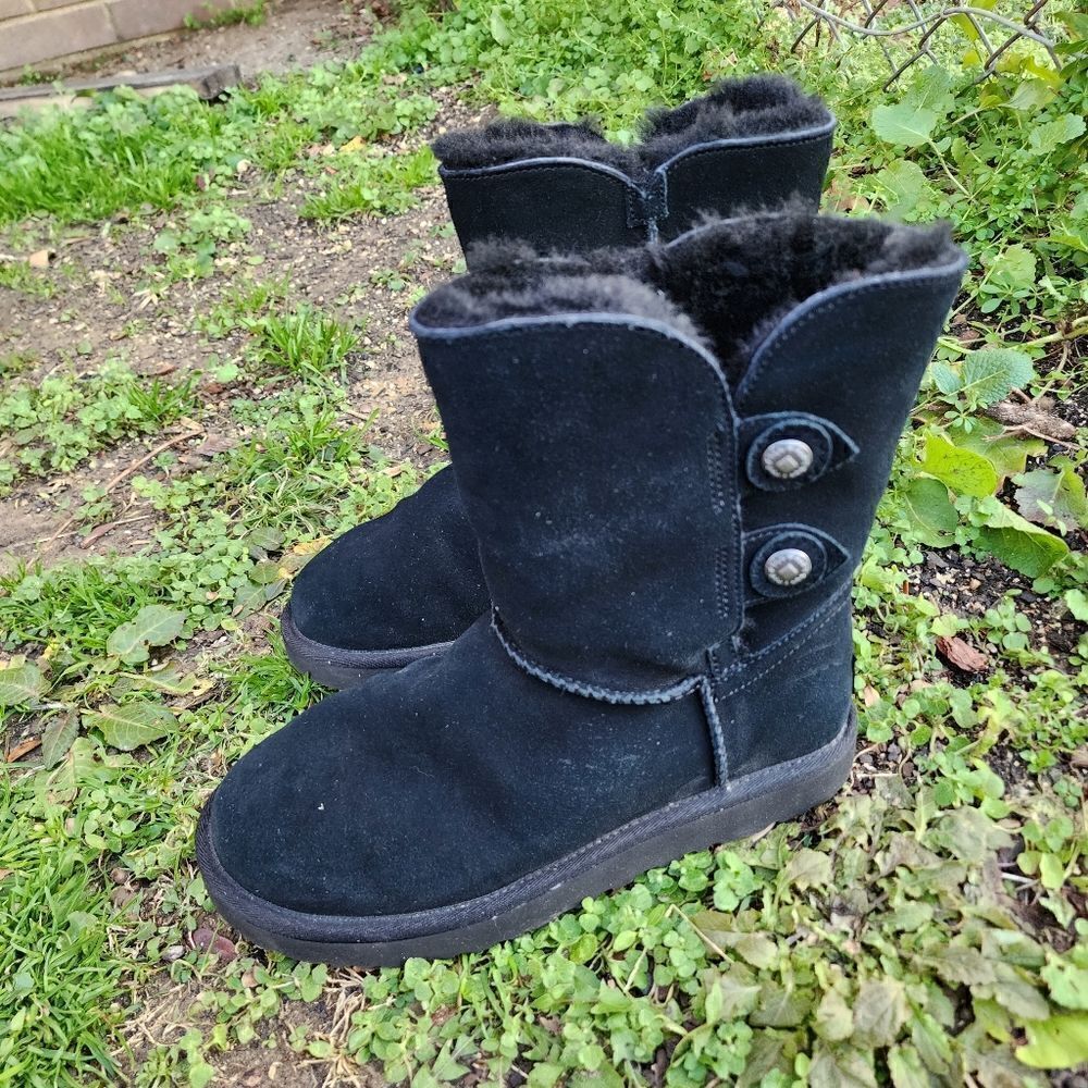 UGG AUSTRALIA - Womens Boots - SIZE 7